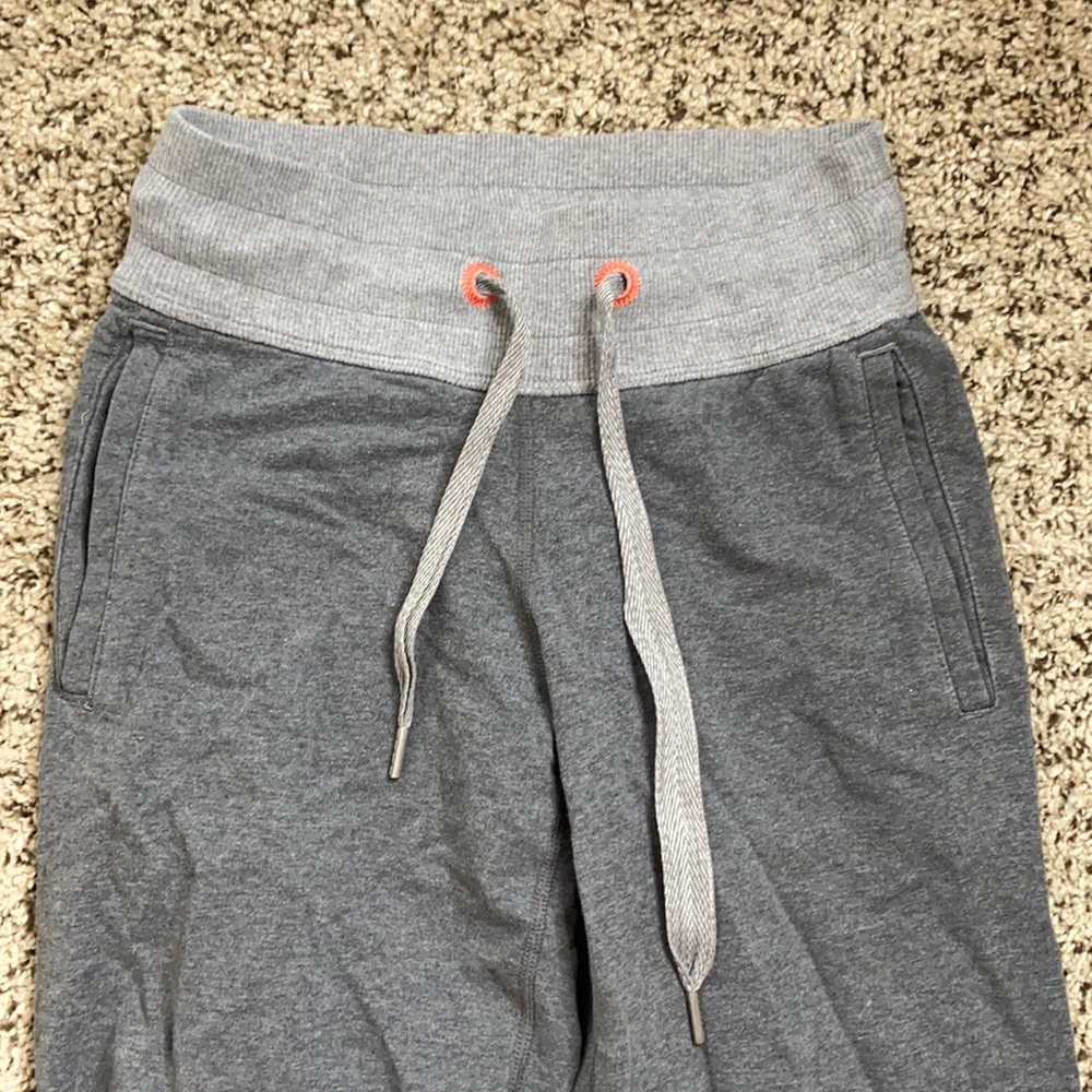 LULULEMON vintage sweatpants adjustable ankles size 2